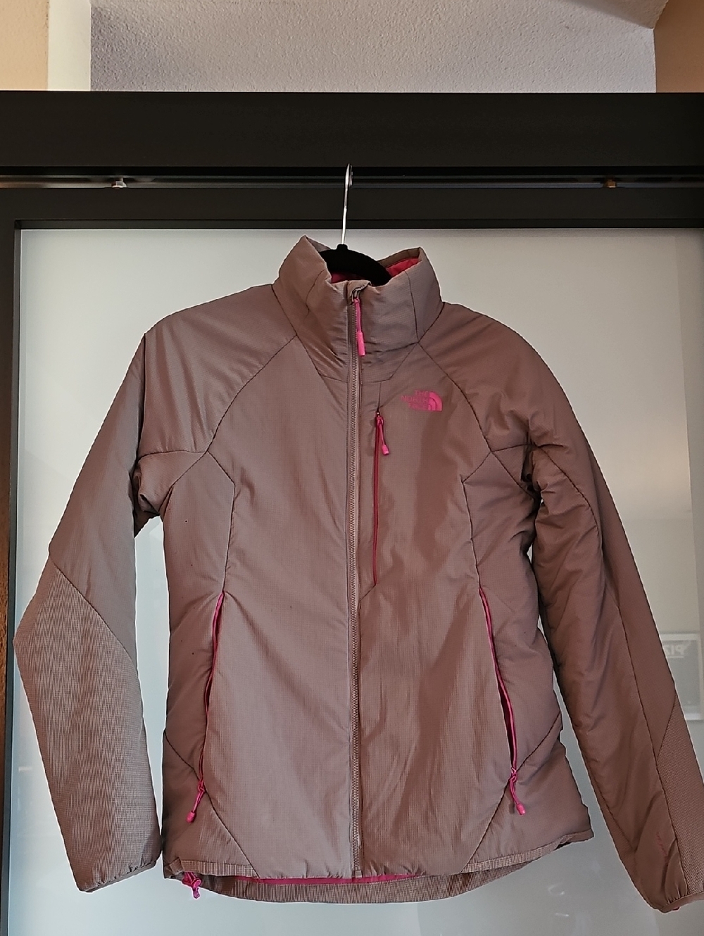 The North Face Women's Puffer Jacket - Taupe with Pink Accents